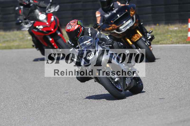 /01 02.04.2026 MAZ ADR/Gruppe rot/39